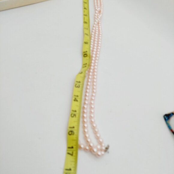 Vintage Faux Pink Pearl 3 Strand Choker Necklace 12”-14” Made In Japan - Picture 3 of 6